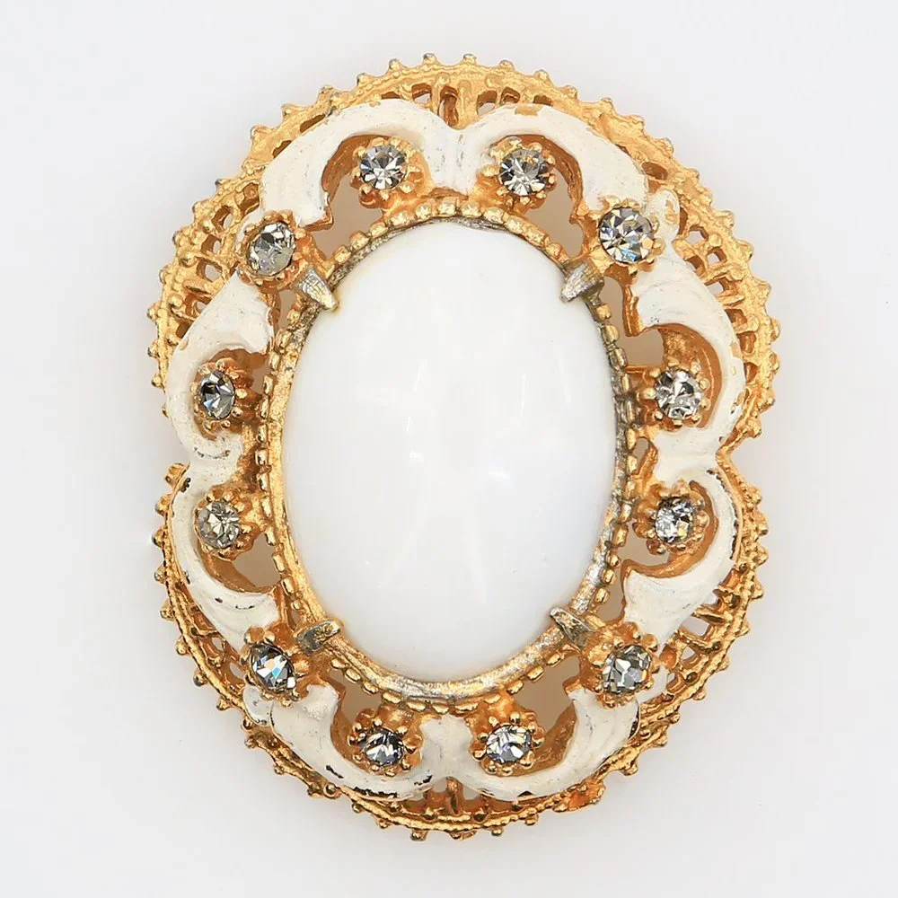 Vintage Florenza White Enamel & White Cabochon Gold‎ Tone Filigree Brooch 1960s